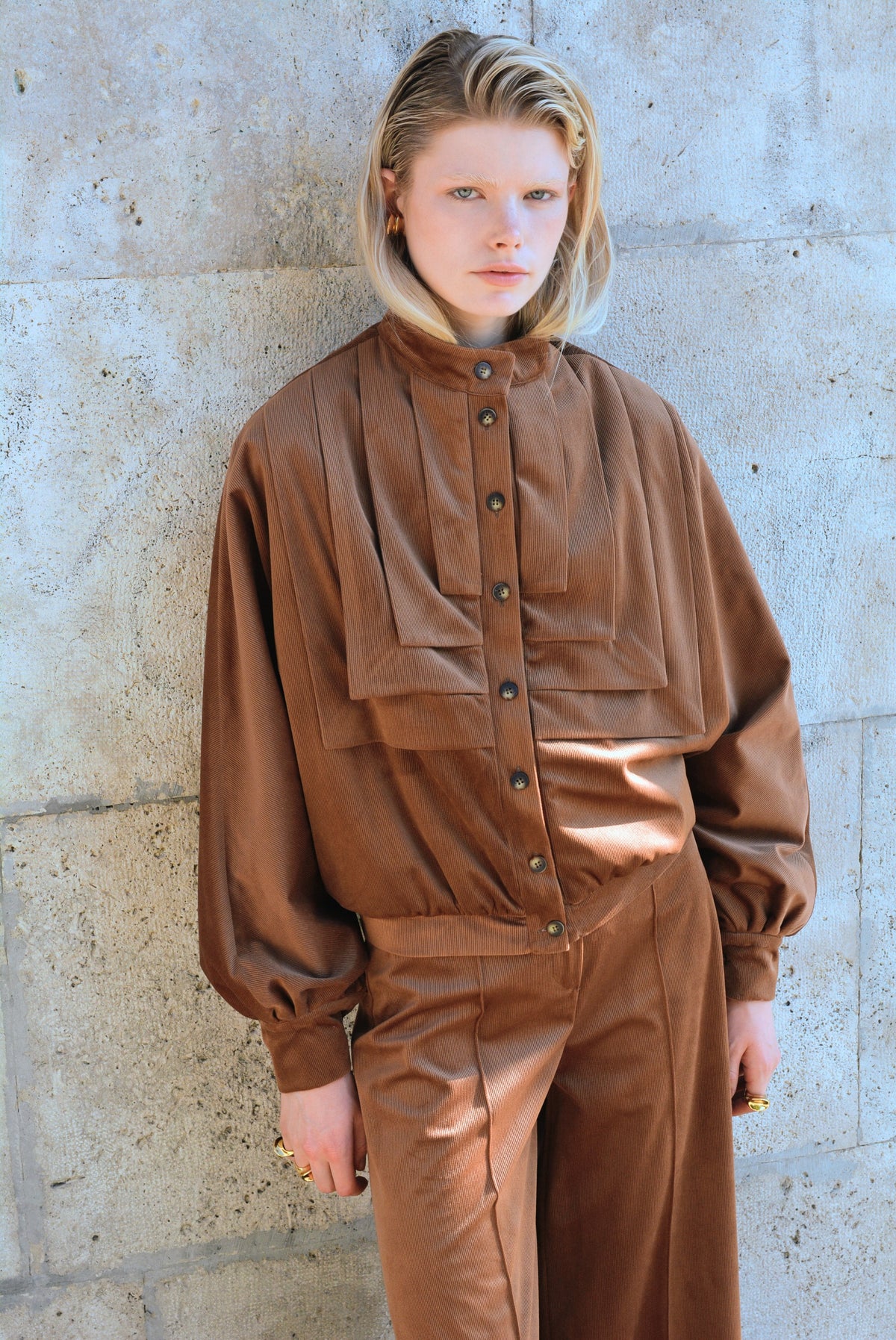 Pleats Bomber Velvet Cognac