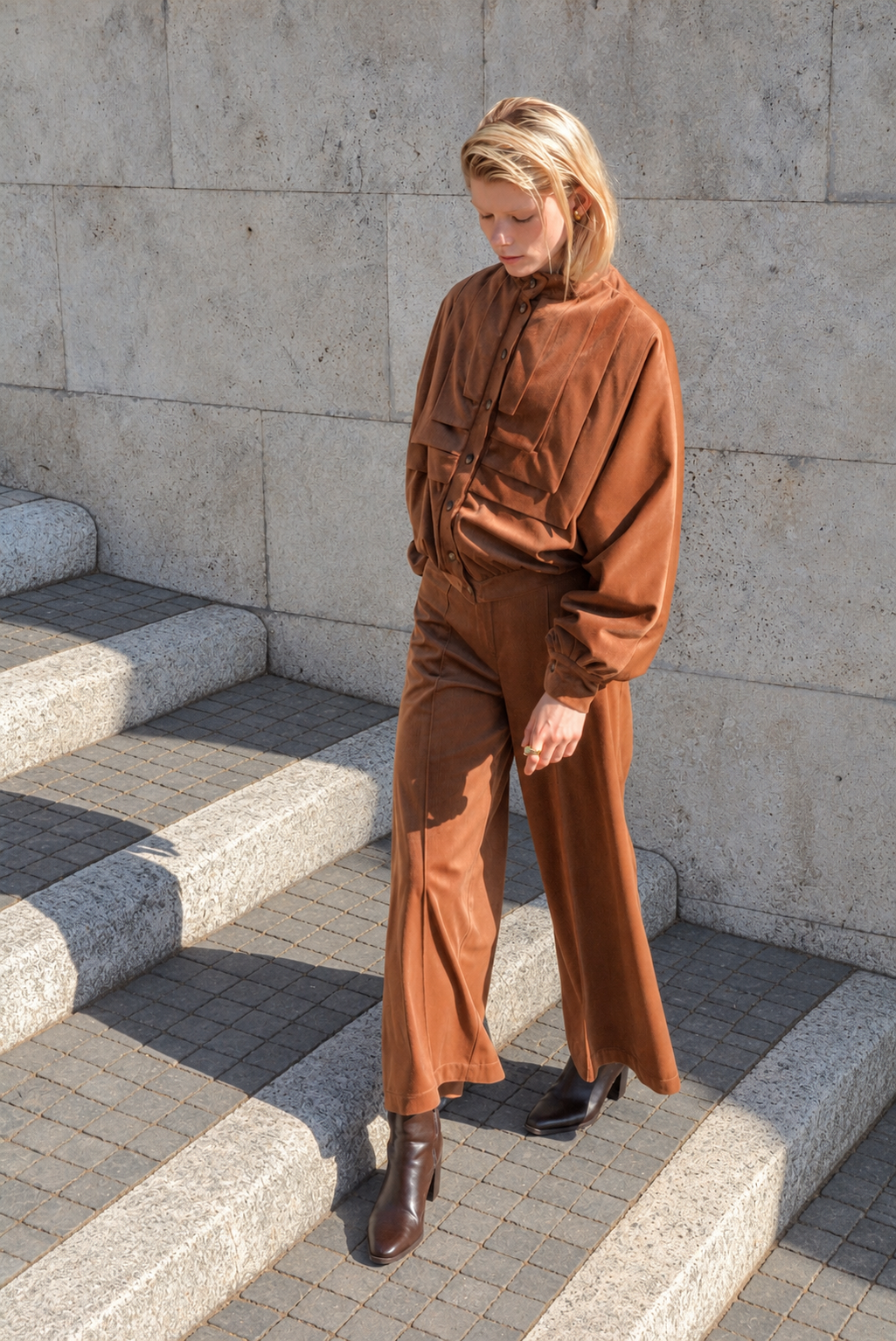Pleats Bomber Velvet Cognac