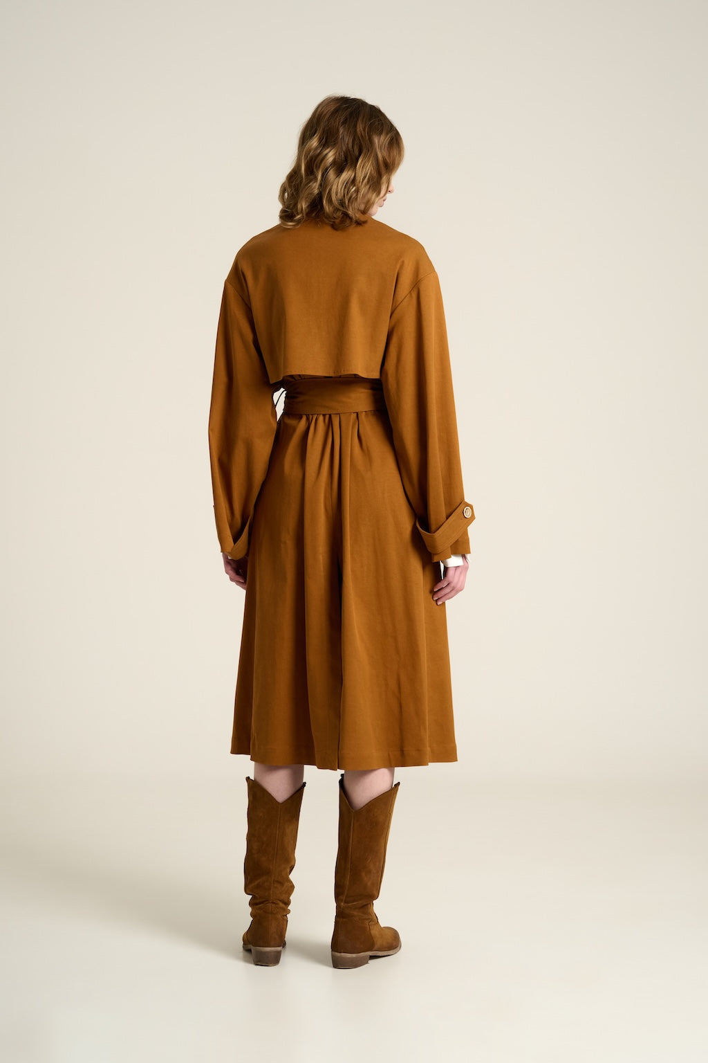 Pleats Trench Cognac