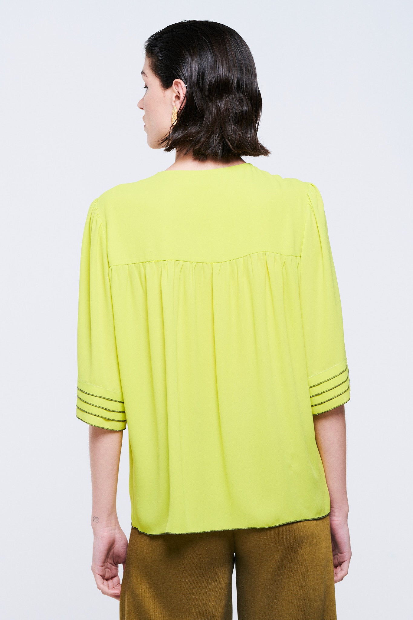 Chemise à plis citron vert