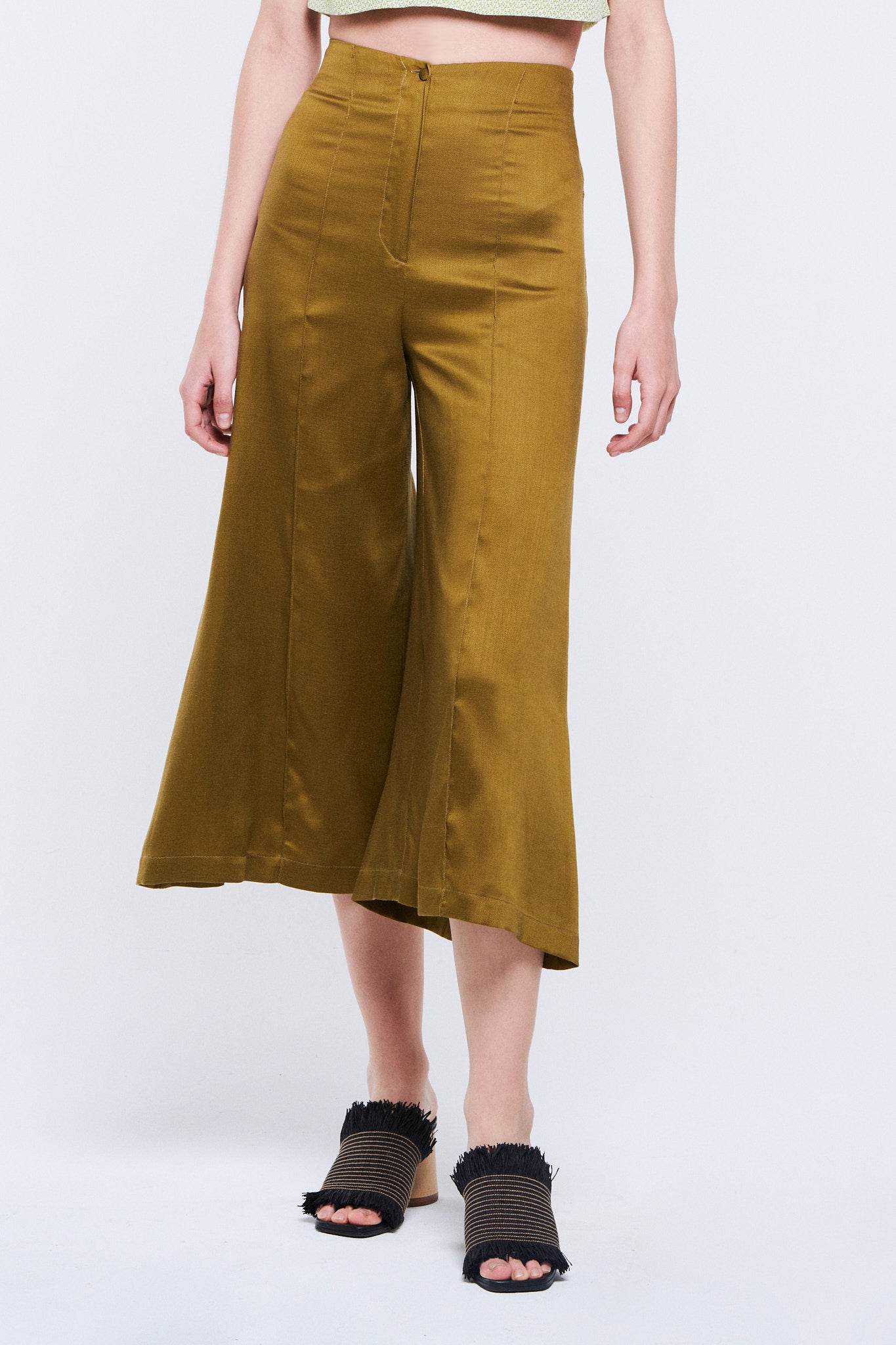 Olive green trousers